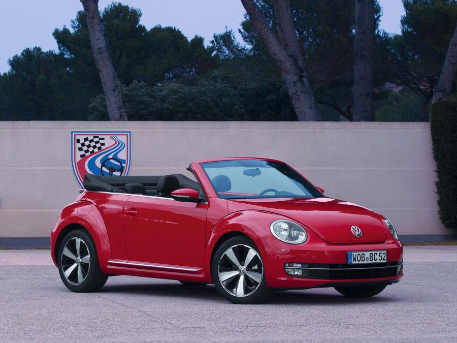  Volkswagen Beetle Cabriolet 2012 года  (фото 79 из 107)